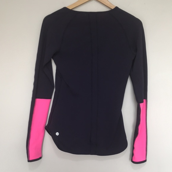 Lululemon Runder Under Long Sleeve shirt Black Swan / Raspberry Glo Light 8 - Picture 7 of 14